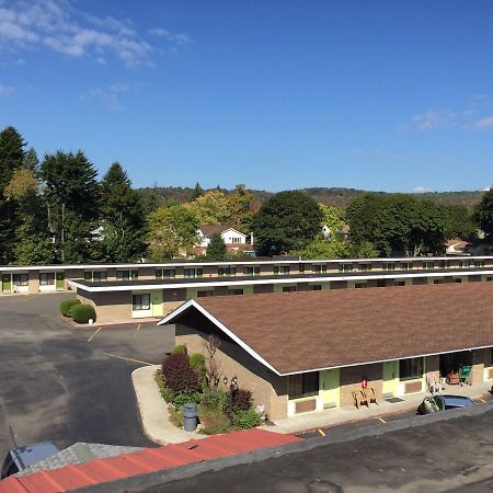 Motel 88 Онионта Екстериор снимка