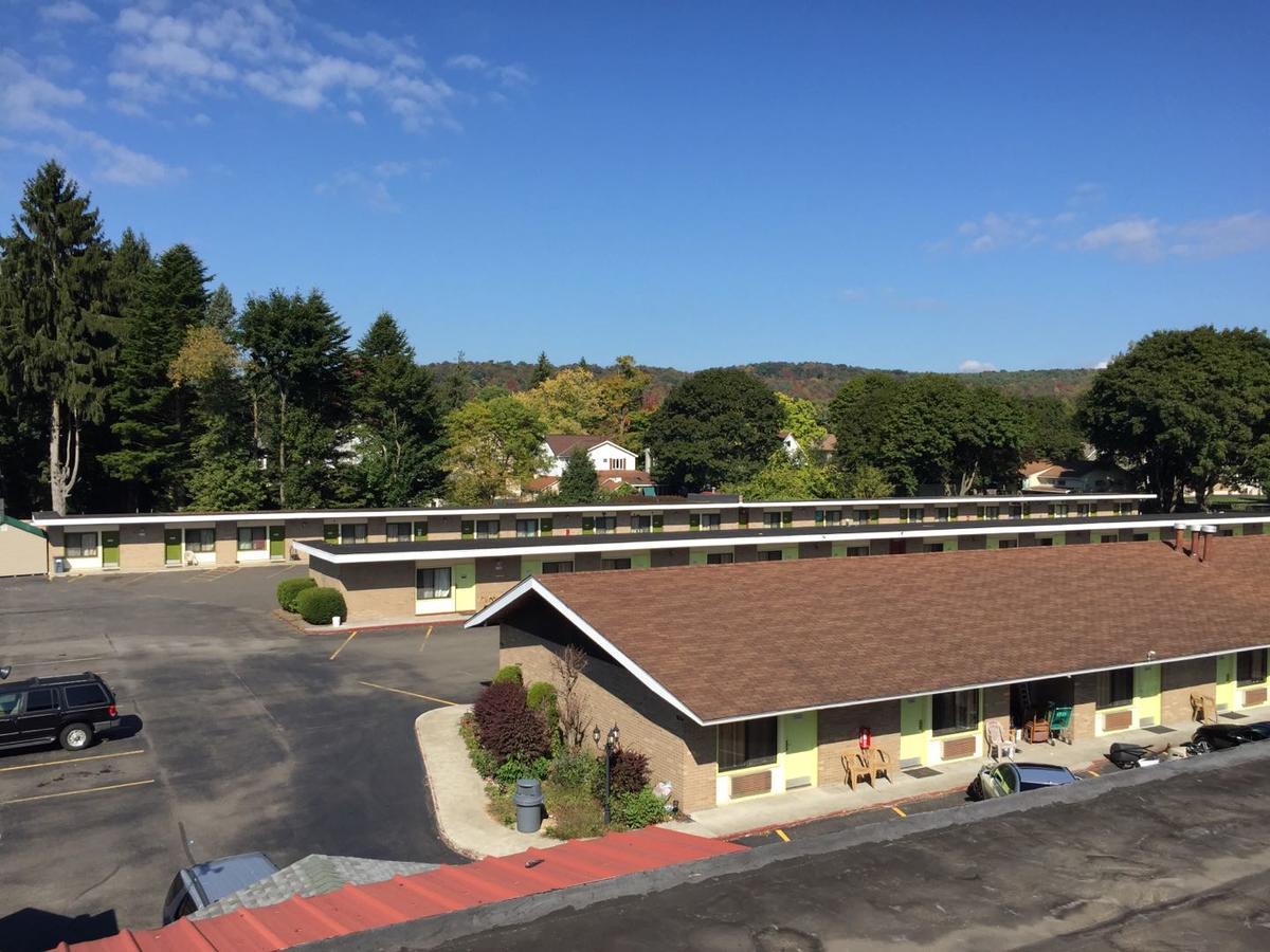 Motel 88 Онионта Екстериор снимка