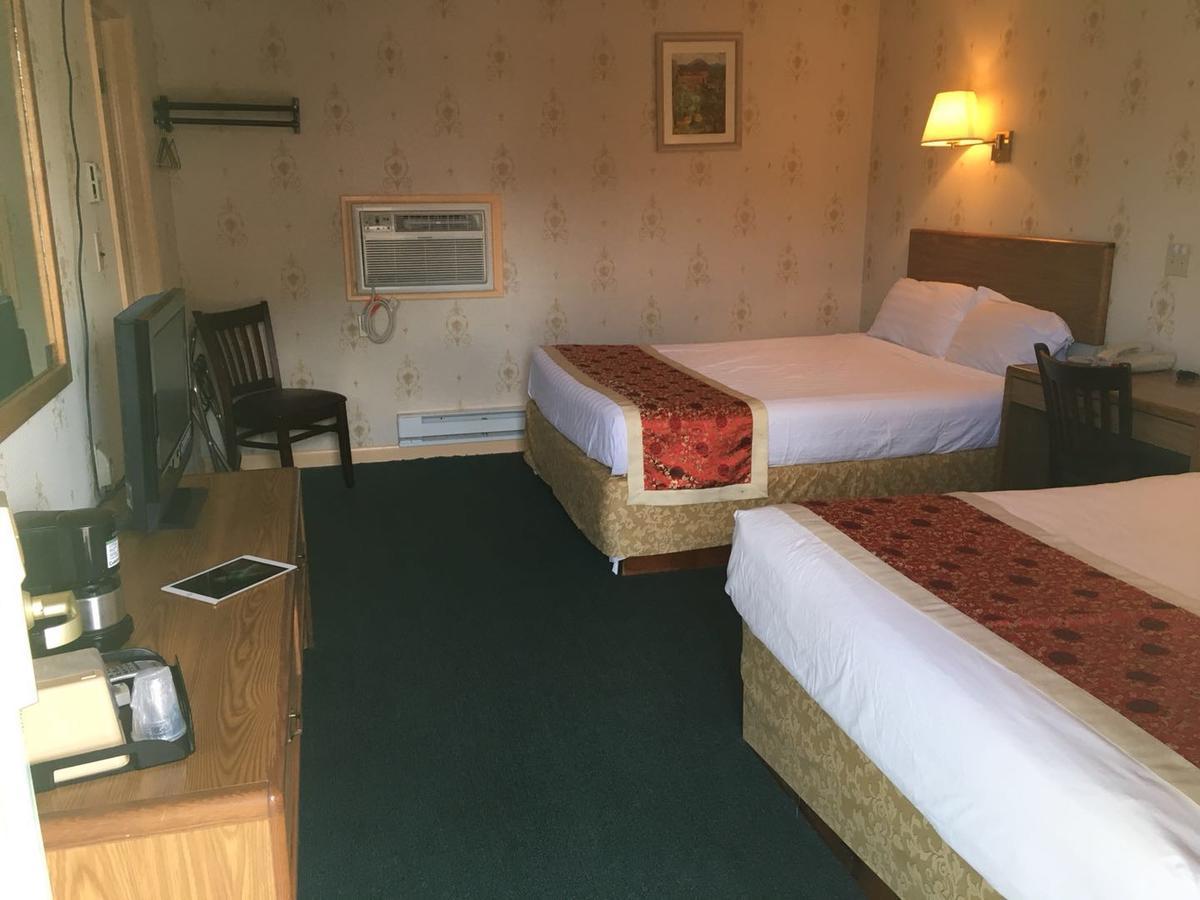 Motel 88 Онионта Екстериор снимка